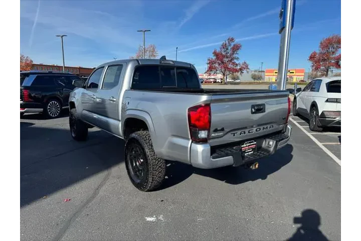 $34301 : Toyota Tacoma 2022 4x4 SR V6 image 5