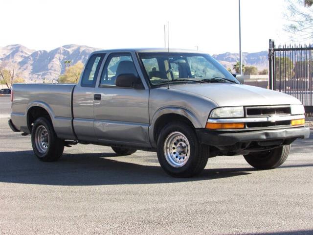 $4995 : 2001 S-10 image 2