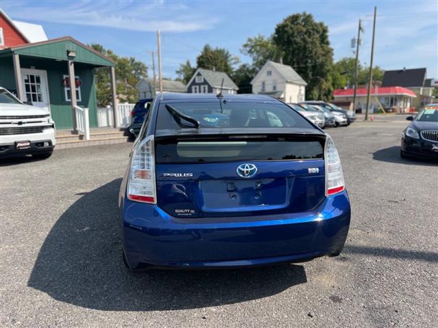 $7990 : 2010 Prius image 4