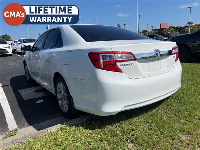 $10990 : PRE-OWNED 2014 TOYOTA CAMRY X image 4