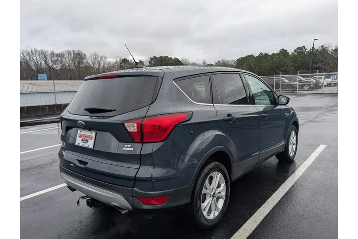 $10991 : Ford Escape 2019 SE 4dr SUV image 6