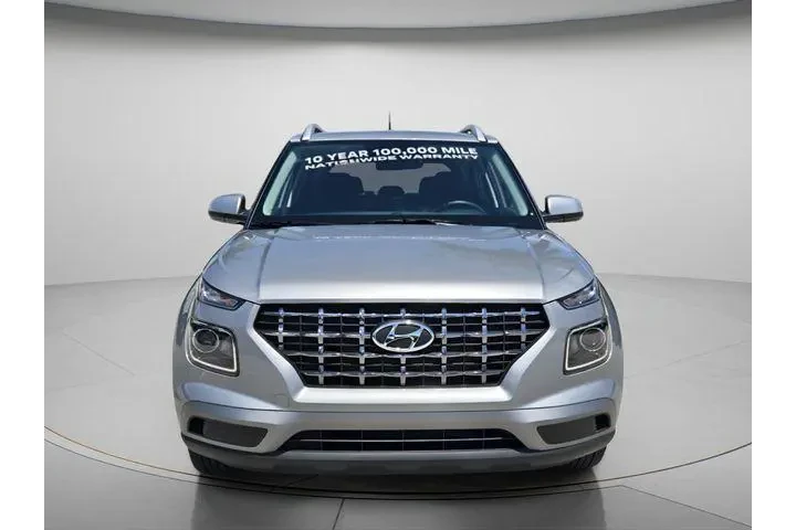 $20544 : Hyundai VENUE 2025 SEL 4dr C image 4