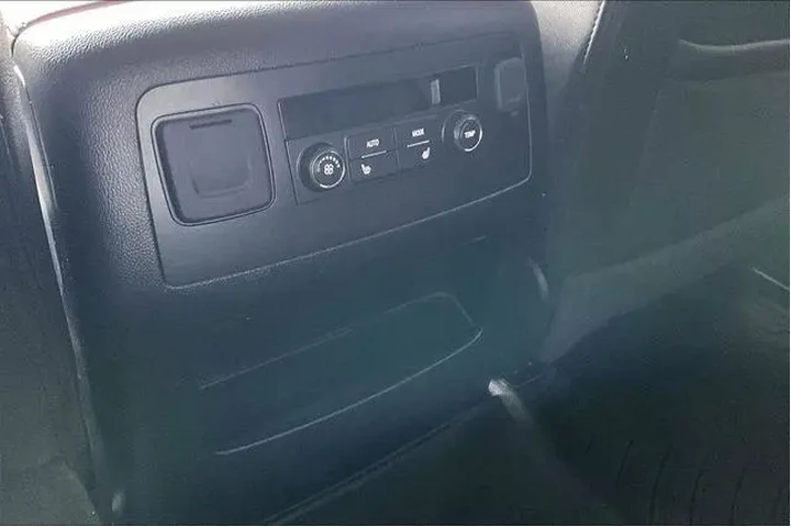 $27500 : GMC Yukon 2019 4x4 SLT 4dr S image 10