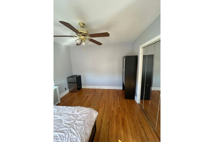 $850 : Rento bonito cuarto image 3