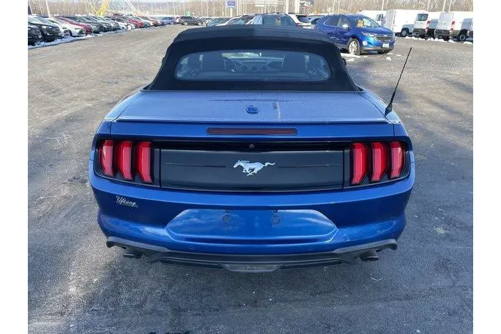 $18988 : Ford Mustang 2018 EcoBoost P image 4