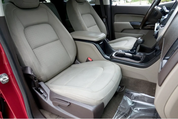 $14500 : 2017 GMC Canyon SLE image 8