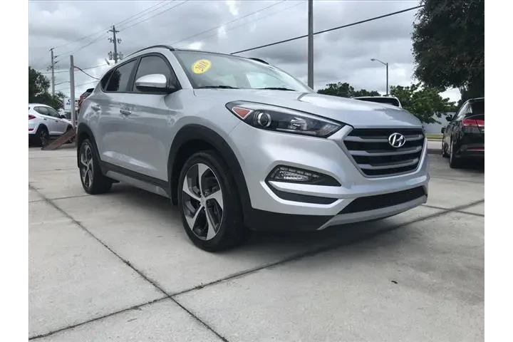 $11995 : Hyundai TUCSON 2018 Value 4d image 1