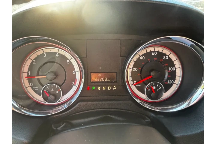 $16995 : 2019 Grand Caravan image 10