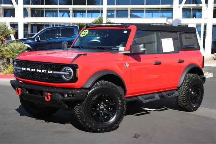 $38617 : Ford Bronco 2022 4x4 Base Ad image 1