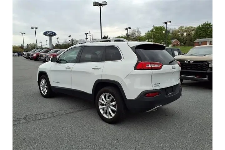 $13900 : Jeep Cherokee 2017 4x4 Limit image 6