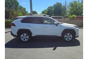$25995 : Toyota RAV4 2020 AWD XLE 4dr thumbnail