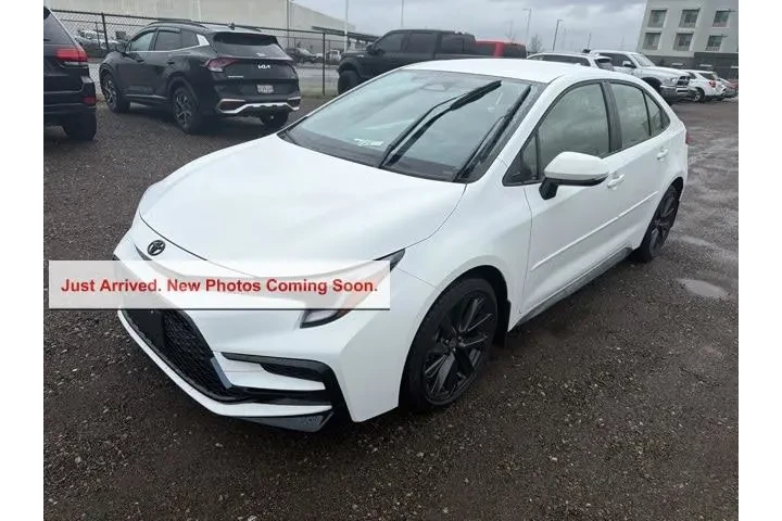 $29900 : Toyota Corolla 2026 SE 4dr S image 2