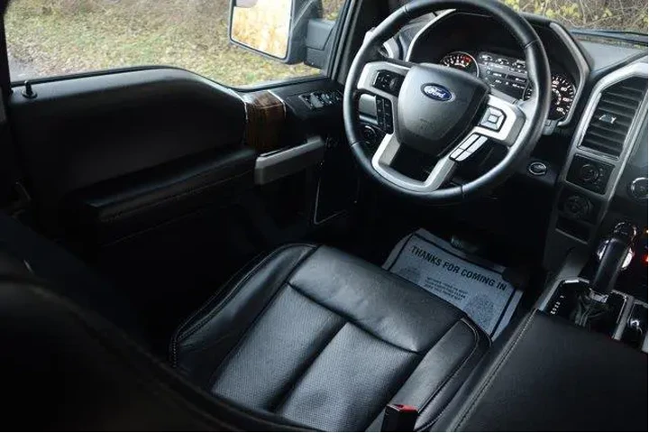 $20000 : Ford F-150 2019 4x4 Lariat 4 image 2