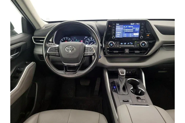 $26998 : Toyota Highlander 2021 XLE 4 image 10