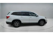 $30998 : Honda Pilot 2022 Touring 4dr thumbnail