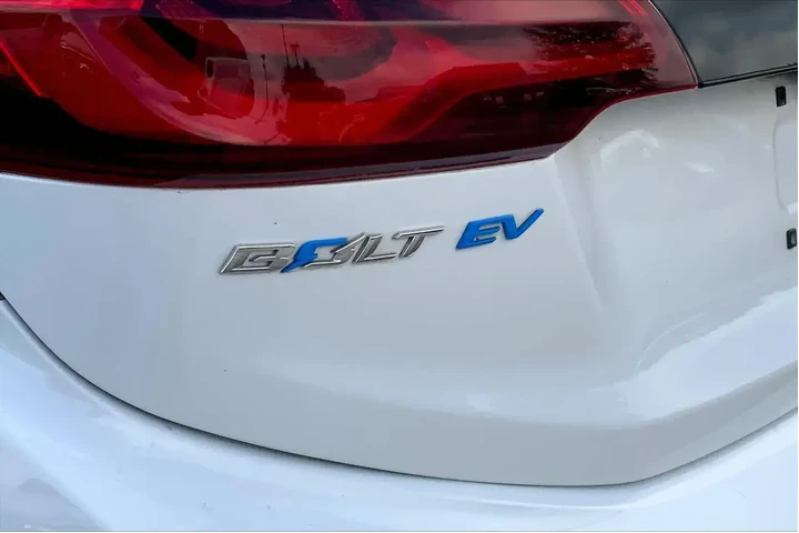 $10991 : Chevrolet Bolt EV 2018 Premi image 9