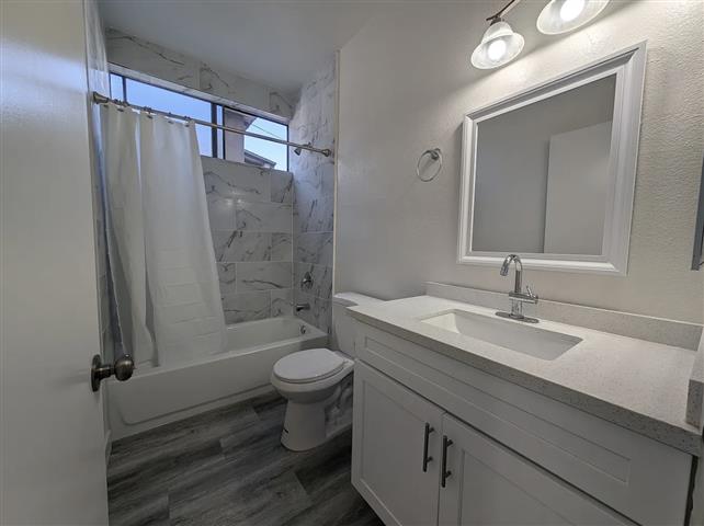 $2500 : 2bd 2ba apartment for rent image 6