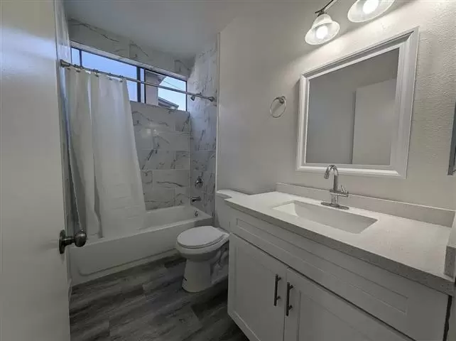 $2500 : 2bd 2ba apartment for rent image 6