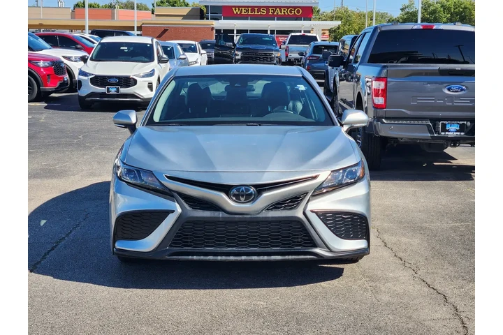 $22759 : Toyota Camry 2023 SE 4dr Sed image 2