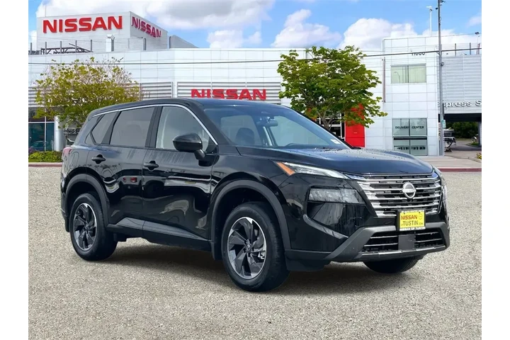 $32900 : Nissan Rogue 2026 Dark Armor image 5
