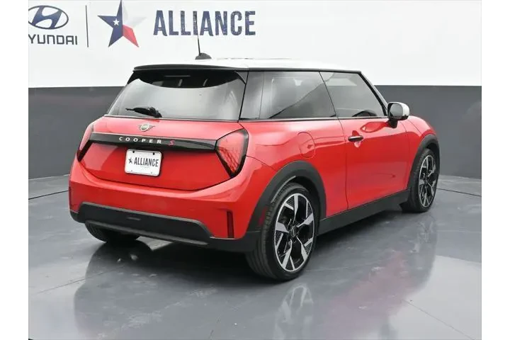 $28919 : MINI Hardtop 2 Door 2025 Coo image 7