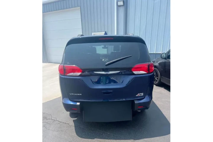 $35000 : 2020 Voyager LXi image 4