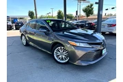 2019 Camry Hybrid XLE thumbnail