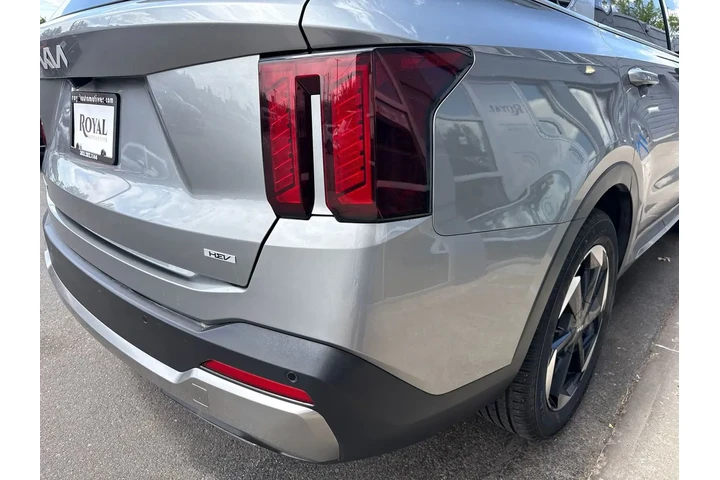 $25995 : 2025 Sorento Hybrid EX image 9