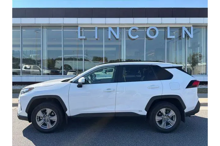 $35645 : Toyota RAV4 Hybrid 2024 AWD image 2
