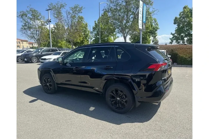 $33998 : Toyota RAV4 Hybrid 2022 AWD image 4