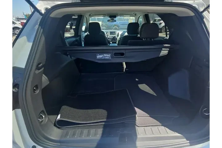 $17500 : Chevrolet Equinox 2022 LT 4d image 9