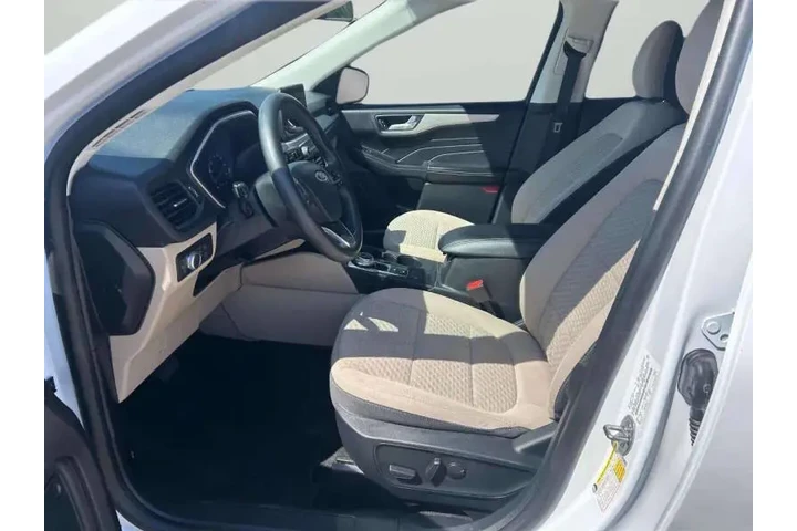 $10900 : 2021 Escape Hybrid SE image 10