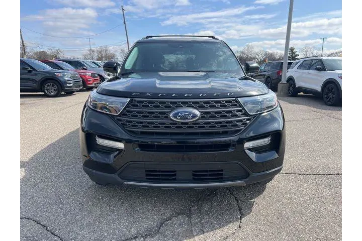 $28315 : Ford Explorer 2022 AWD XLT 4 image 2