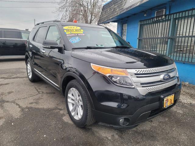 $10999 : 2013 Explorer XLT image 2