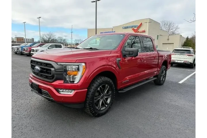 $37435 : Ford F-150 2022 4x4 XLT 4dr image 3