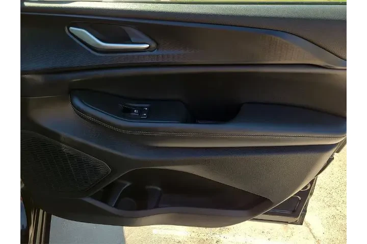 $29447 : Jeep Grand Cherokee L 2024 4 image 8