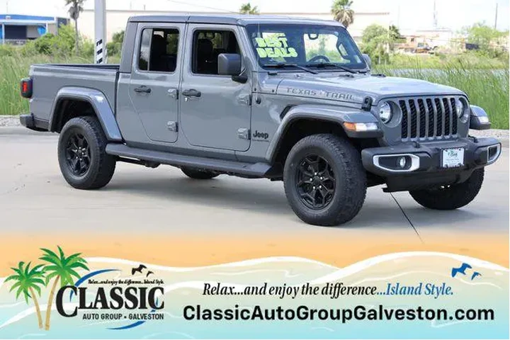 $27973 : Jeep Gladiator 2021 4x4 Spor image 1