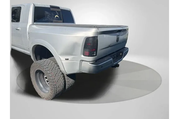 $32000 : Ram 3500 2014 4x4 Laramie 4d image 10