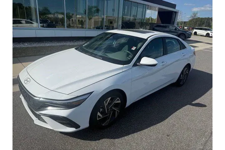 $21440 : Hyundai ELANTRA 2025 SEL Con image 2