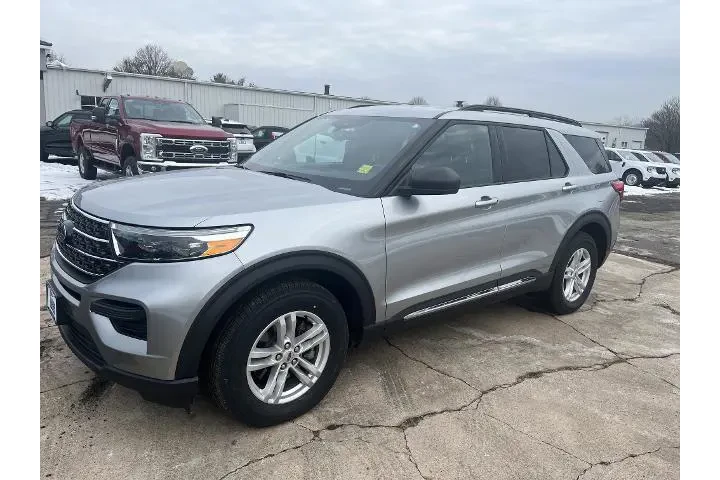 $24988 : Ford Explorer 2020 AWD XLT 4 image 2