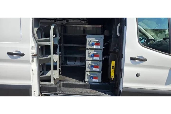 $17990 : 2019 Transit 250 image 7