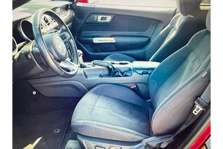 $39988 : Ford Mustang 2022 GT 2dr Fas image 9