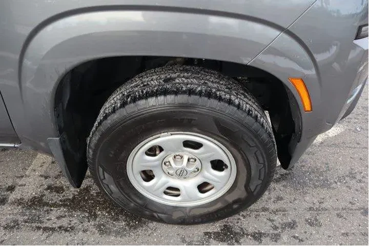 $28274 : Nissan Frontier 2024 4x4 S 4 image 10