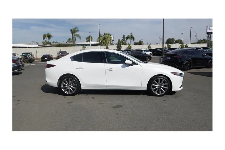 $18984 : 2019 3 Sedan w/Premium Pkg image 5