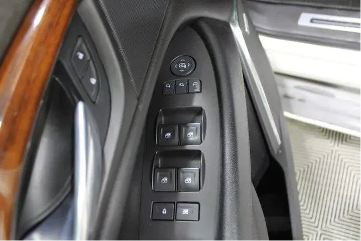 $15982 : Cadillac Escalade 2015 4x4 L image 6