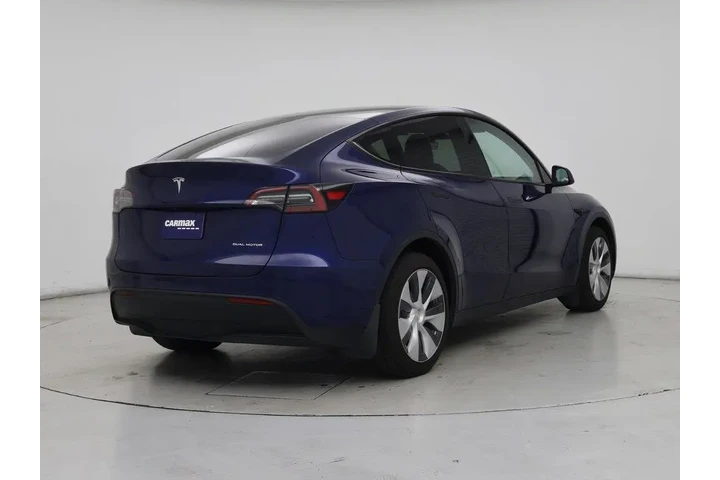 $27998 : Tesla Model Y 2021 AWD Long image 8