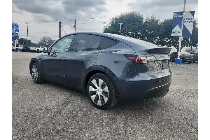 $25997 : Tesla Model Y 2021 AWD Long image 5