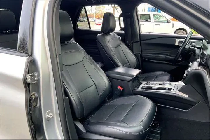 $25985 : Ford Explorer 2020 AWD Limit image 7