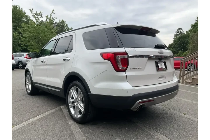 $14985 : Ford Explorer 2017 Limited 4 image 7
