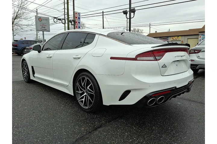 $27890 : Kia Stinger 2022 GT-Line 4dr image 3